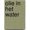 Olie in het water door Marion van de Coolwijk