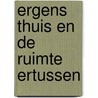 ergens thuis en de ruimte ertussen door Sjaan Flikweert