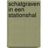 Schatgraven in een stationshal by Peter de Zwaan