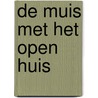 De muis met het open huis by Jonathan Stutzman