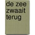 de zee zwaait terug