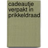 Cadeautje verpakt in prikkeldraad door Greet Vonk