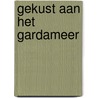 Gekust aan het Gardameer by Cathy Williams